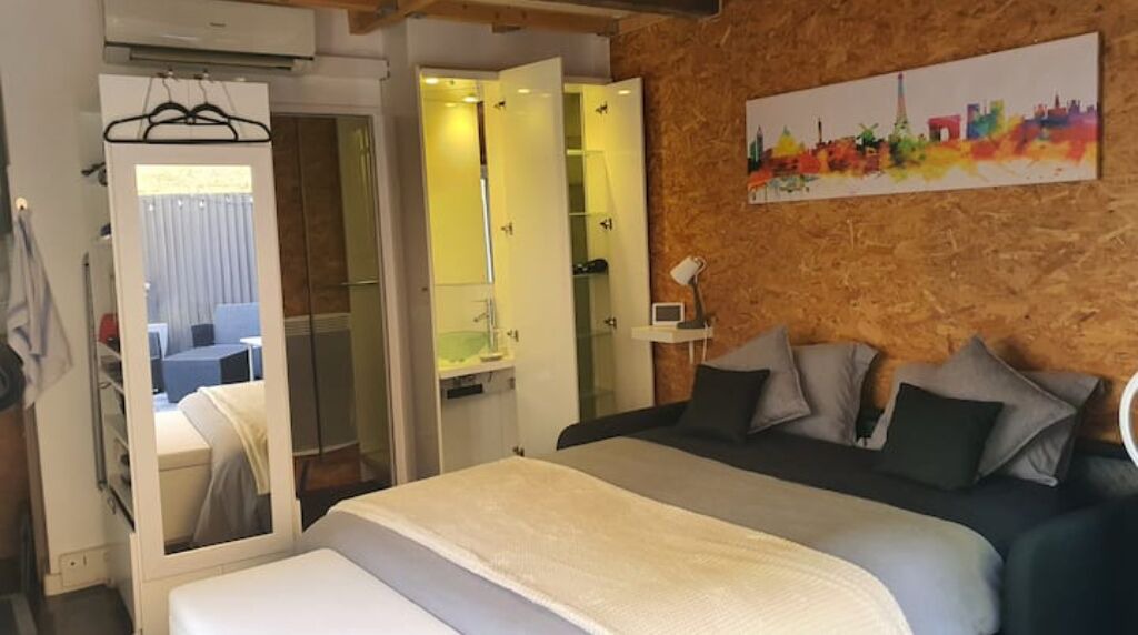 Photo of Bedroom in Poitiers