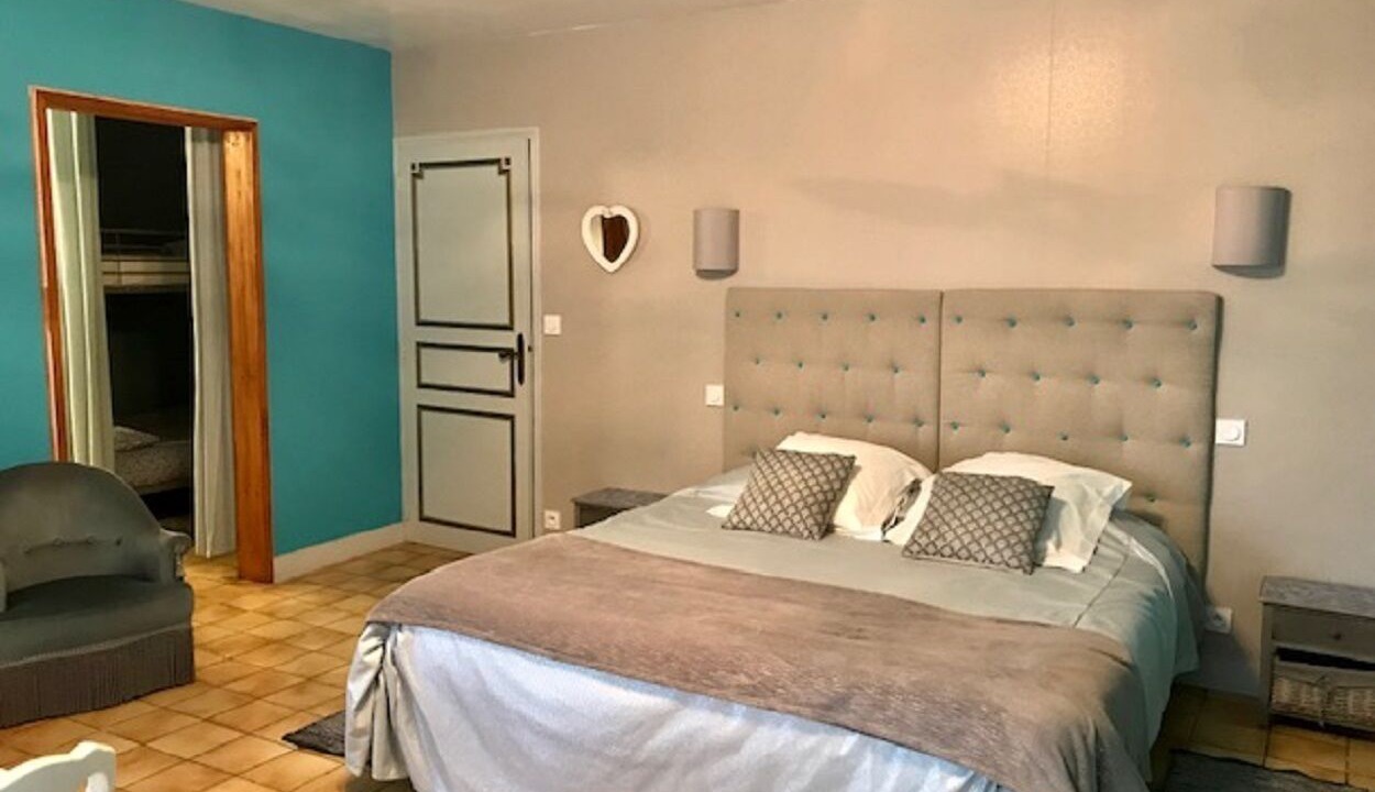 Photo of Bedroom in Caudrot