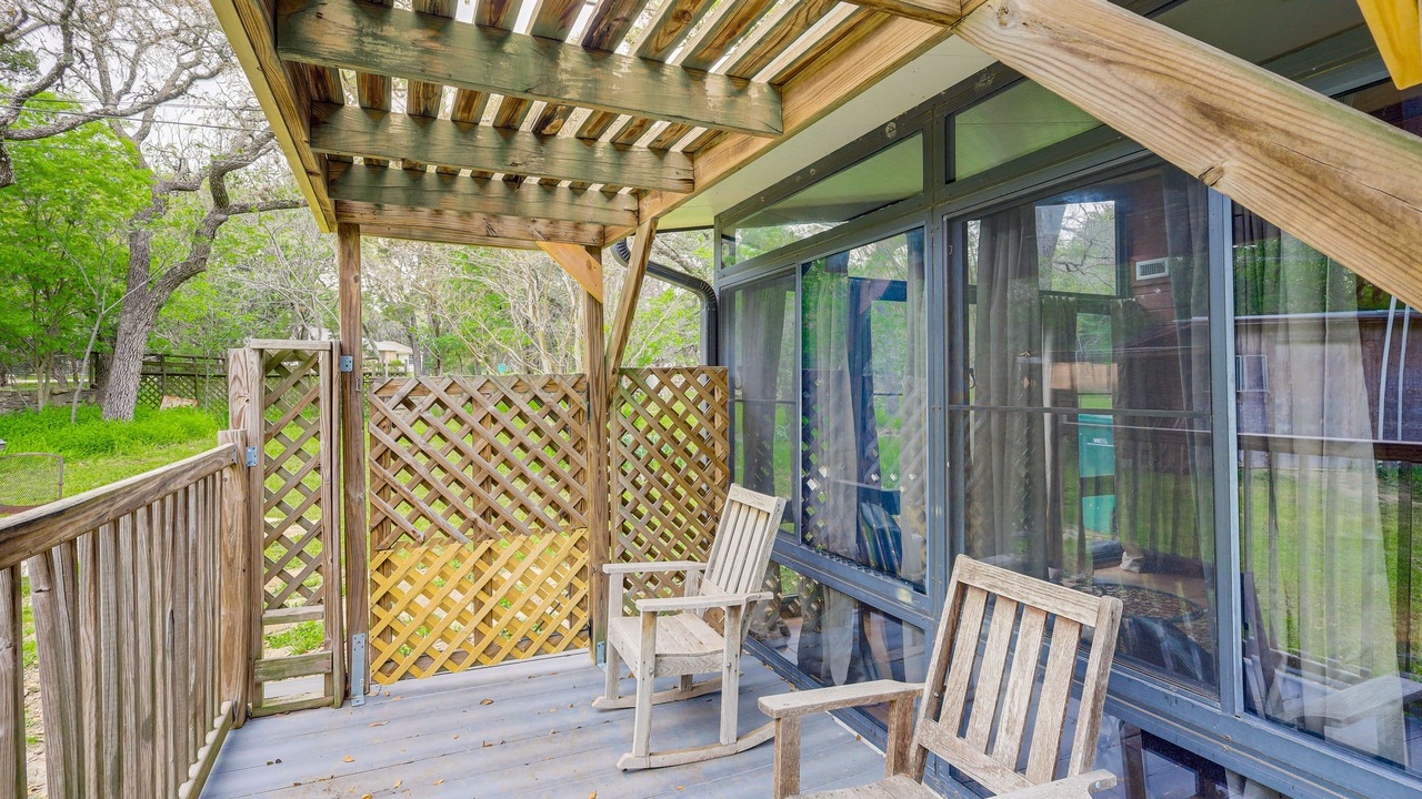 Photo of Patio Balcony in Morgans Point Resort