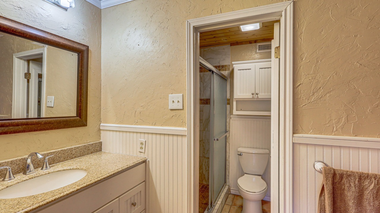 Photo of Bathroom in Morgans Point Resort