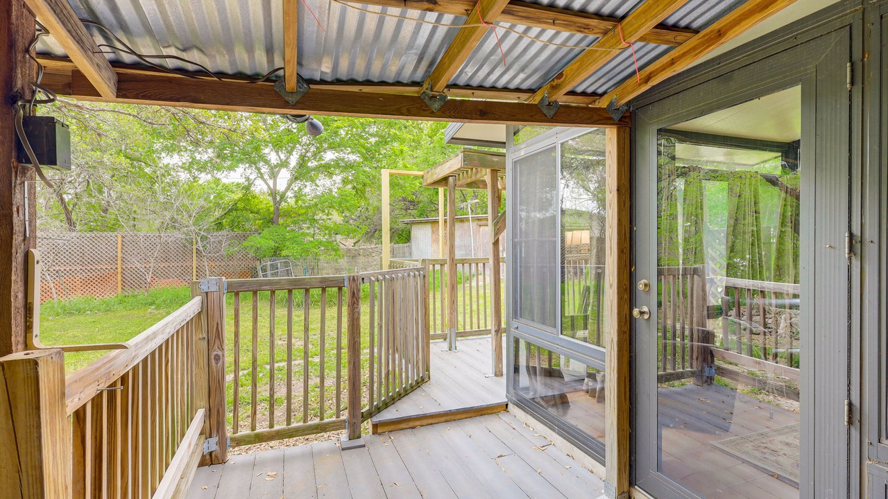 Photo of Patio Balcony in Morgans Point Resort