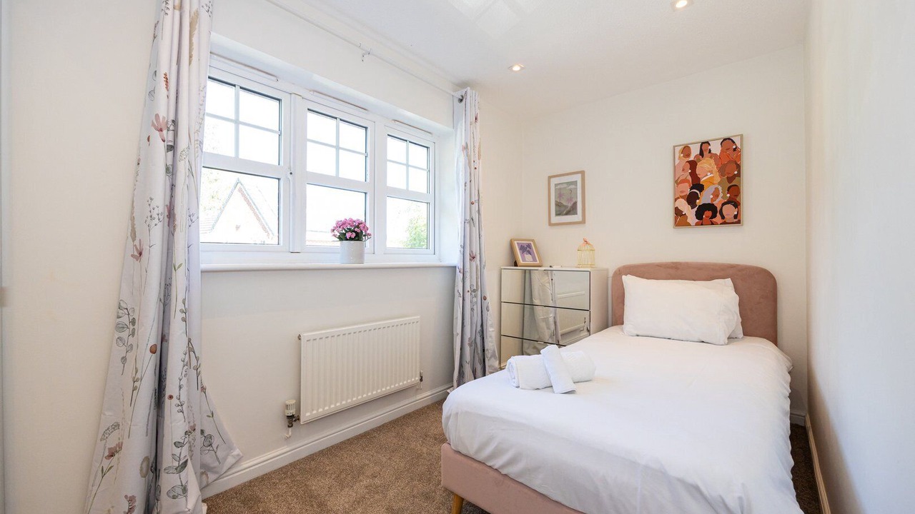 Photo of Bedroom in Eccles