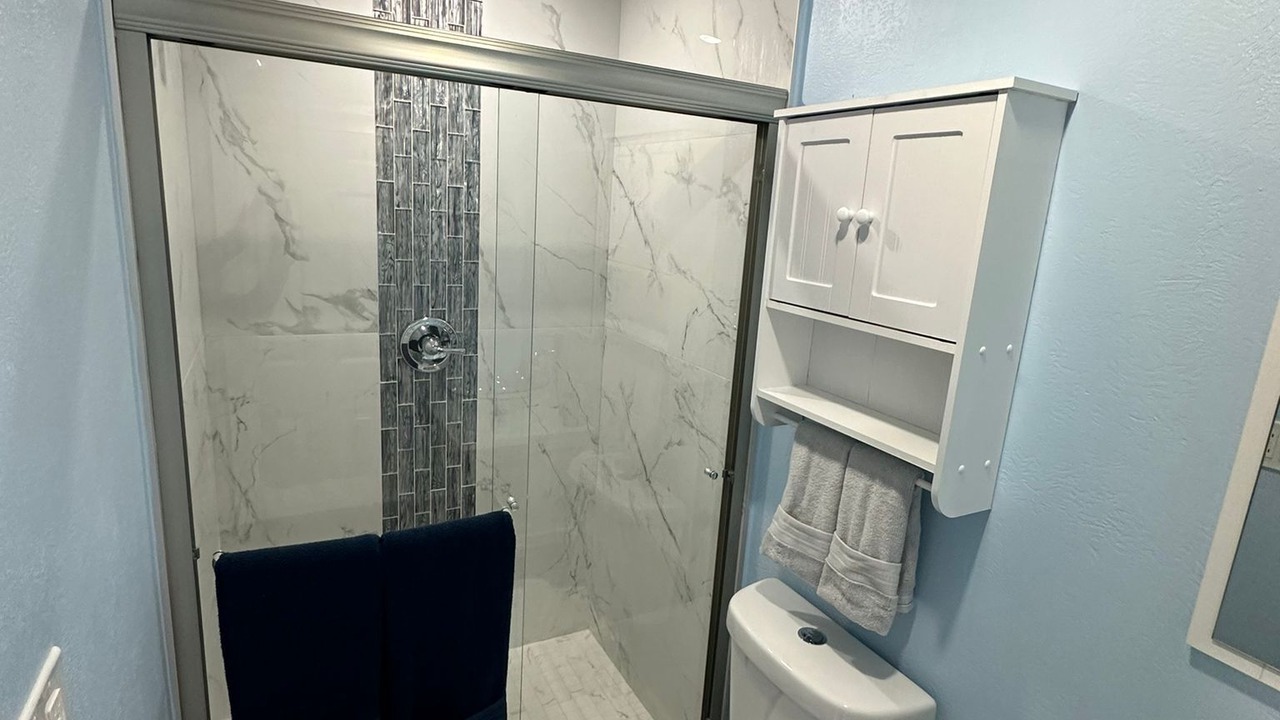 Photo of Bathroom in Lake Ridge