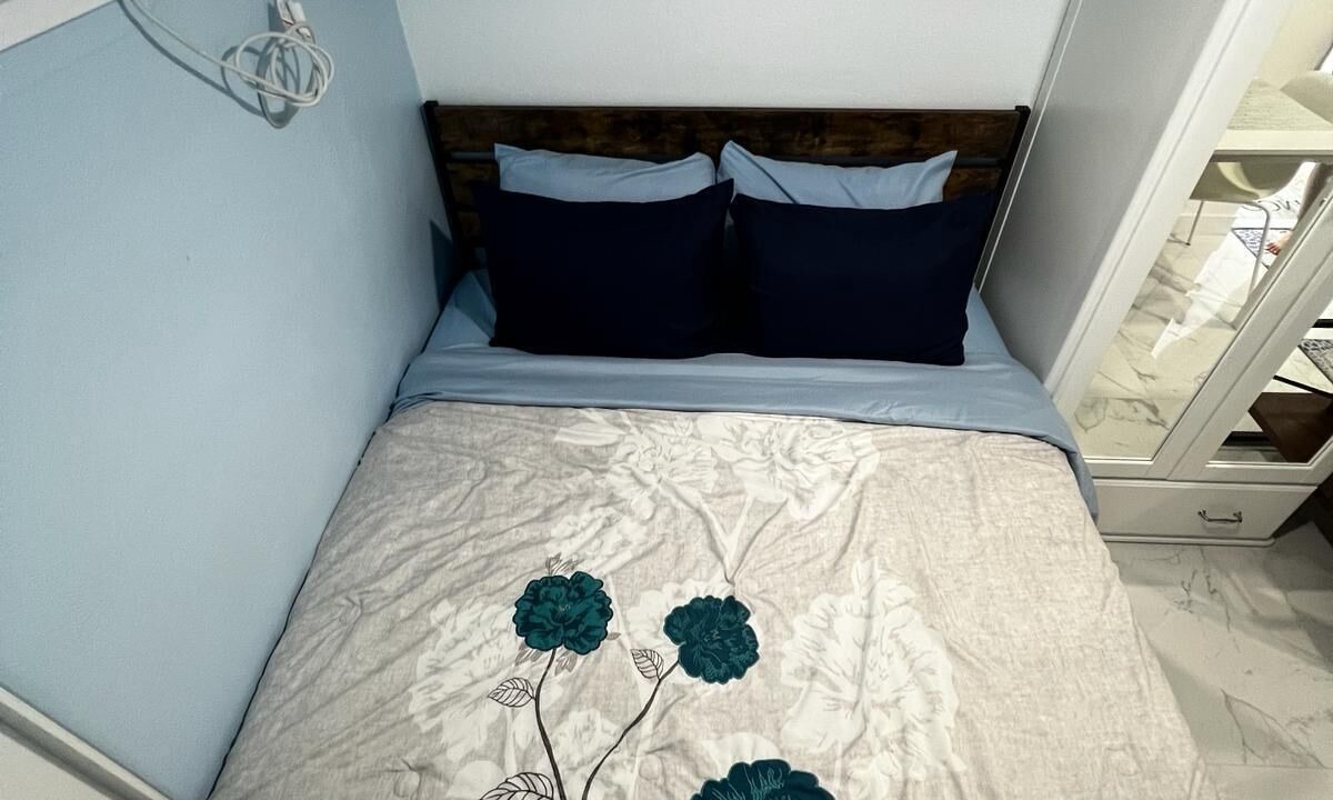 Photo of Bedroom in Lake Ridge