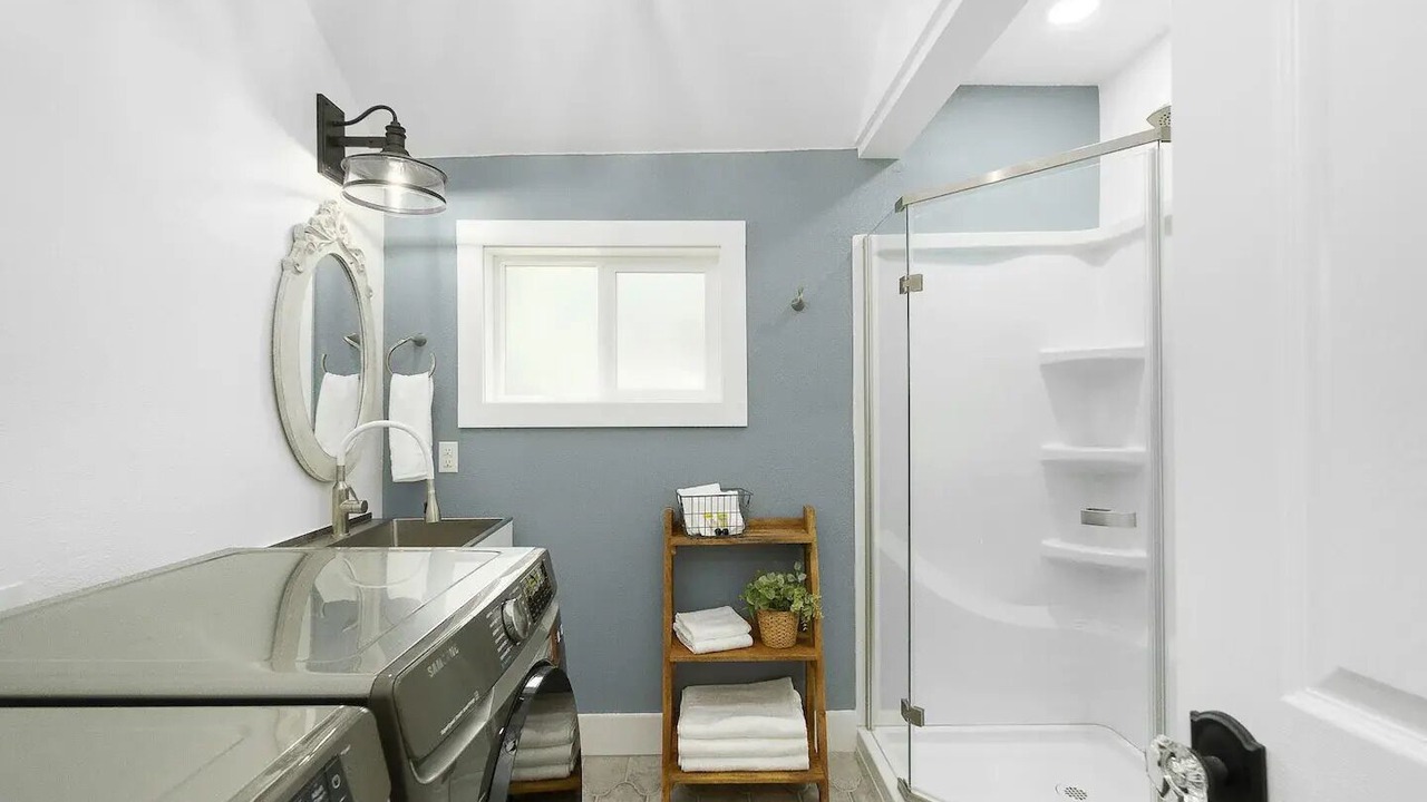 Photo of Bathroom in Hillsboro