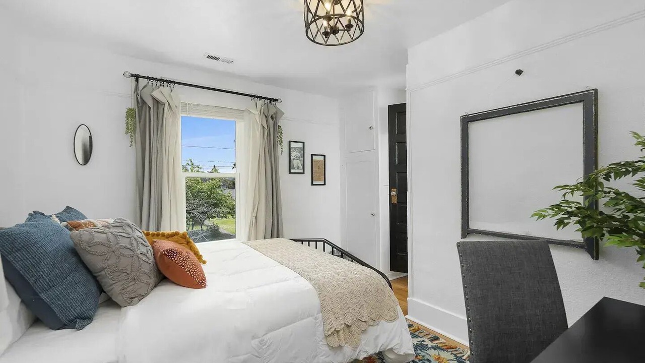 Photo of Bedroom in Hillsboro