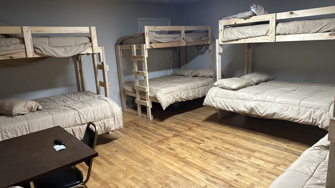 Photo of Bedroom in Birdeye