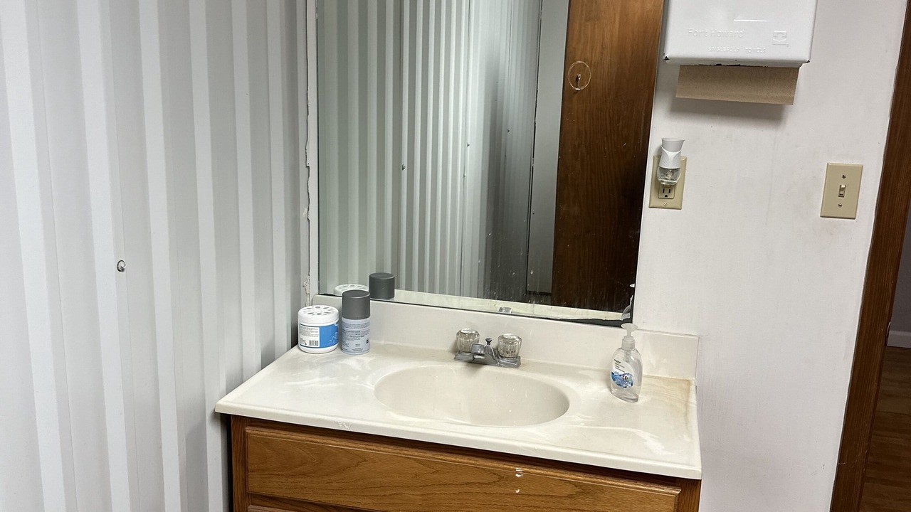 Photo of Bathroom in Birdeye