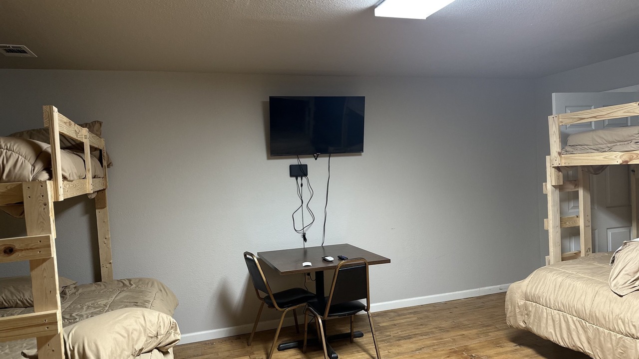 Photo of Bedroom in Birdeye