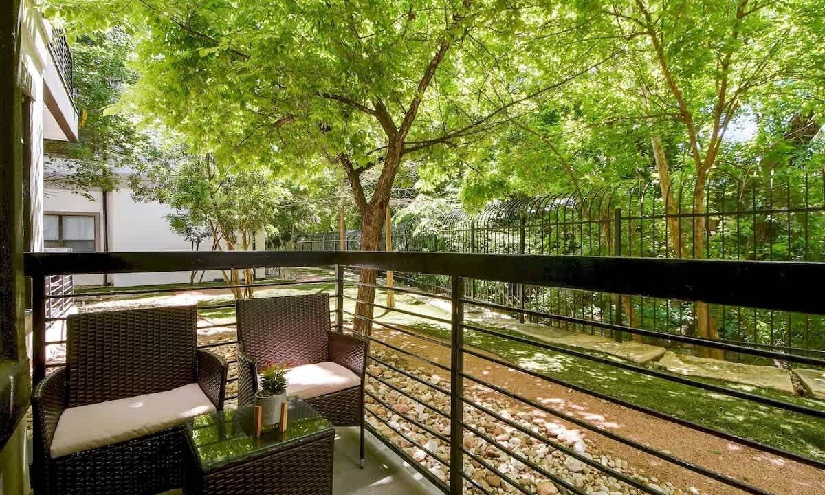 Photo of Patio Balcony in Travis Heights