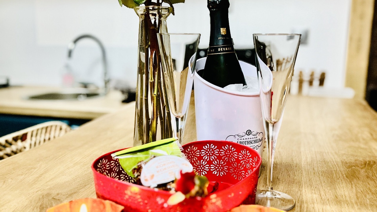 Photo of Others in Pailloles