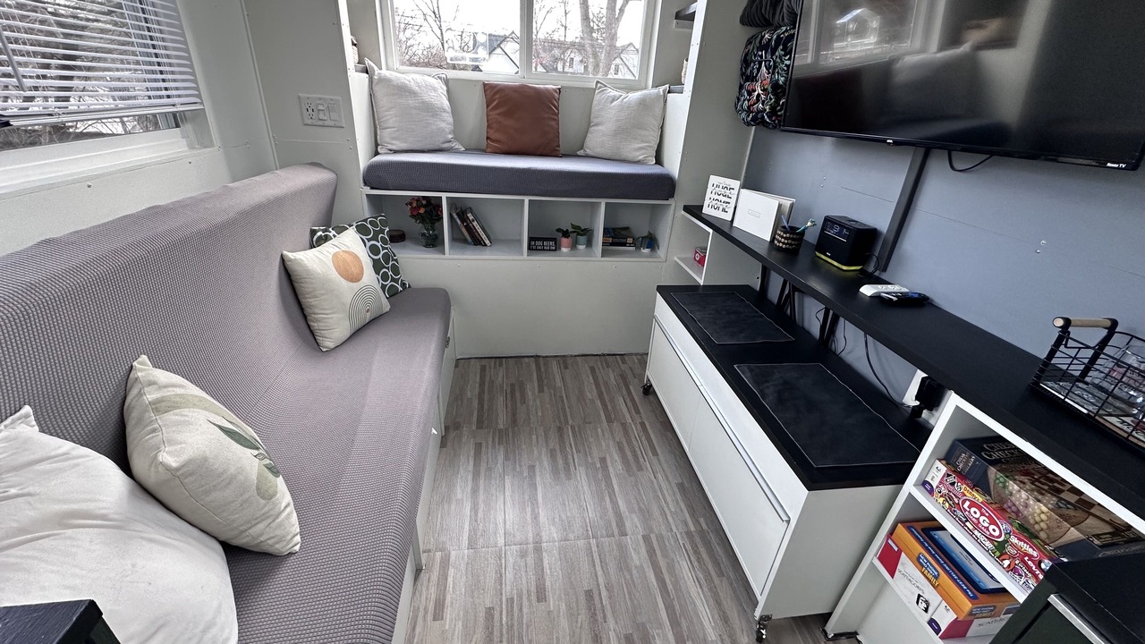 Photo of Livingroom in Burr Ridge