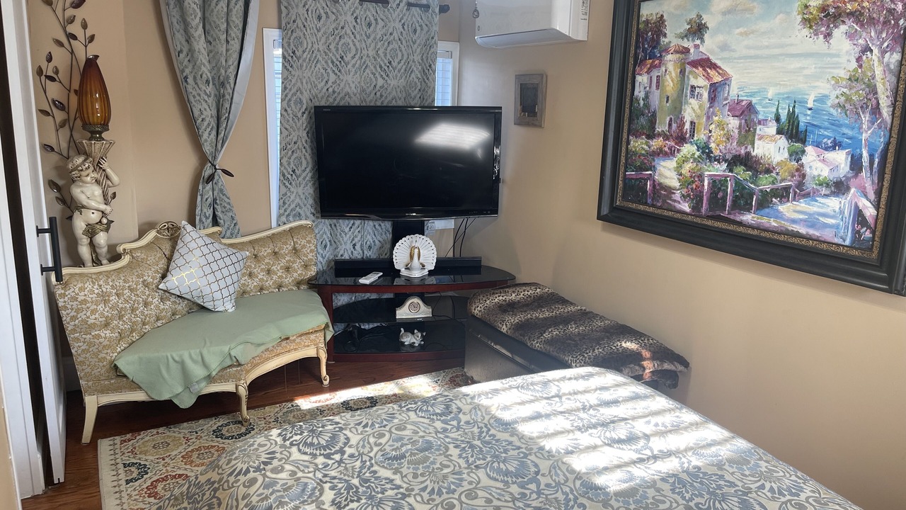 Photo of Bedroom in Shirley