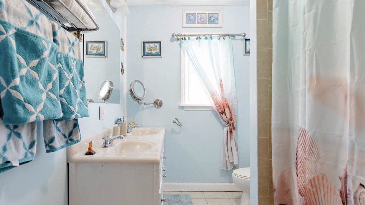 Photo of Bathroom in Shirley