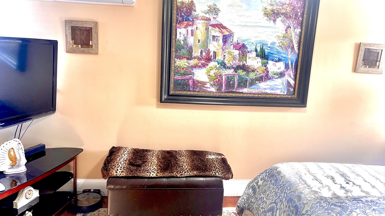 Photo of Bedroom in Shirley