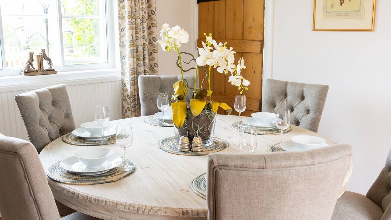 Photo of Others in Ware