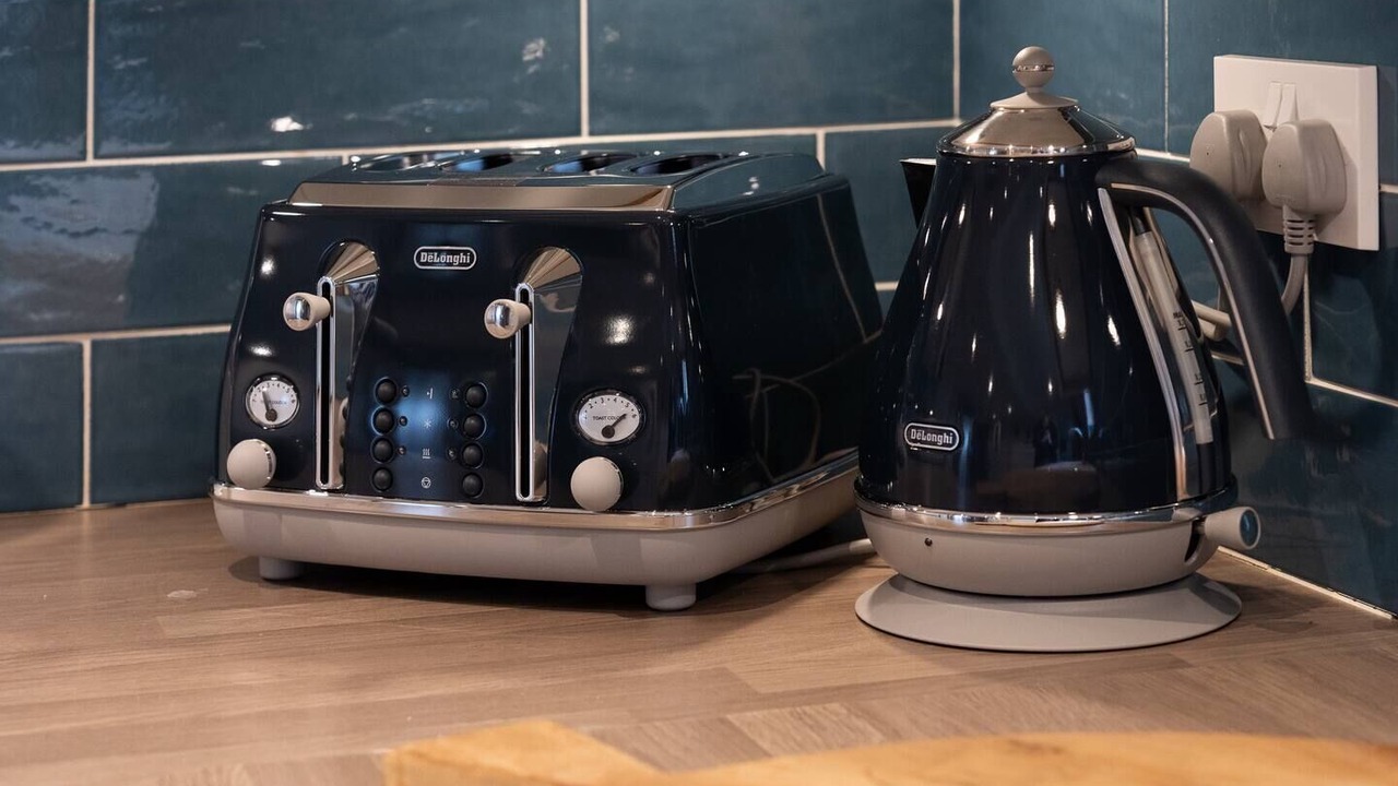 Photo of Others in Ware