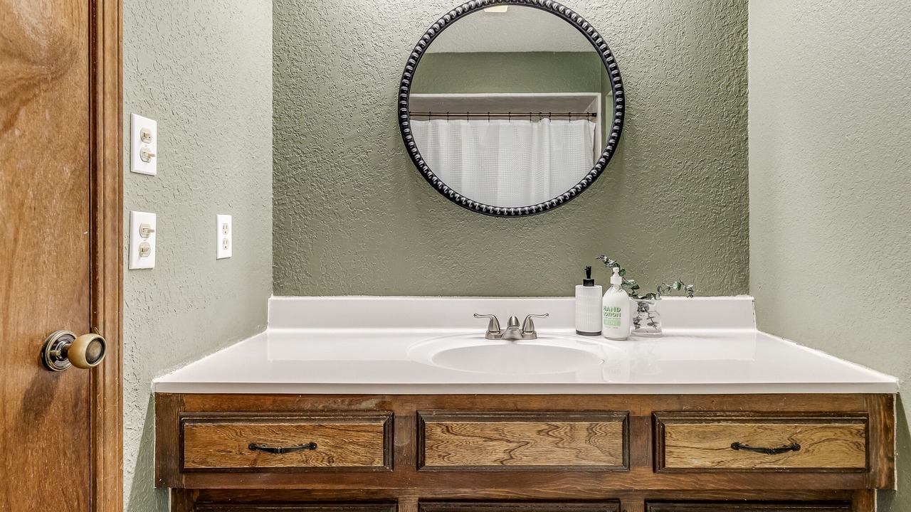 Photo of Bathroom in Norman