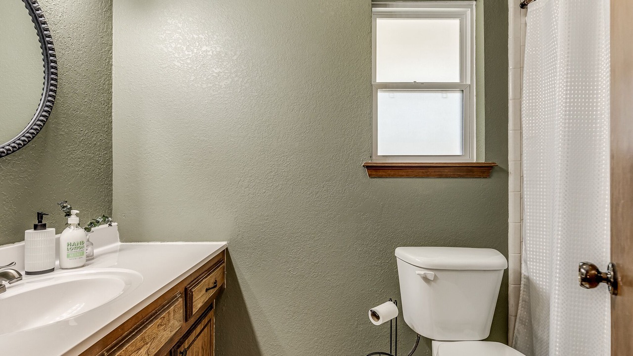 Photo of Bathroom in Norman