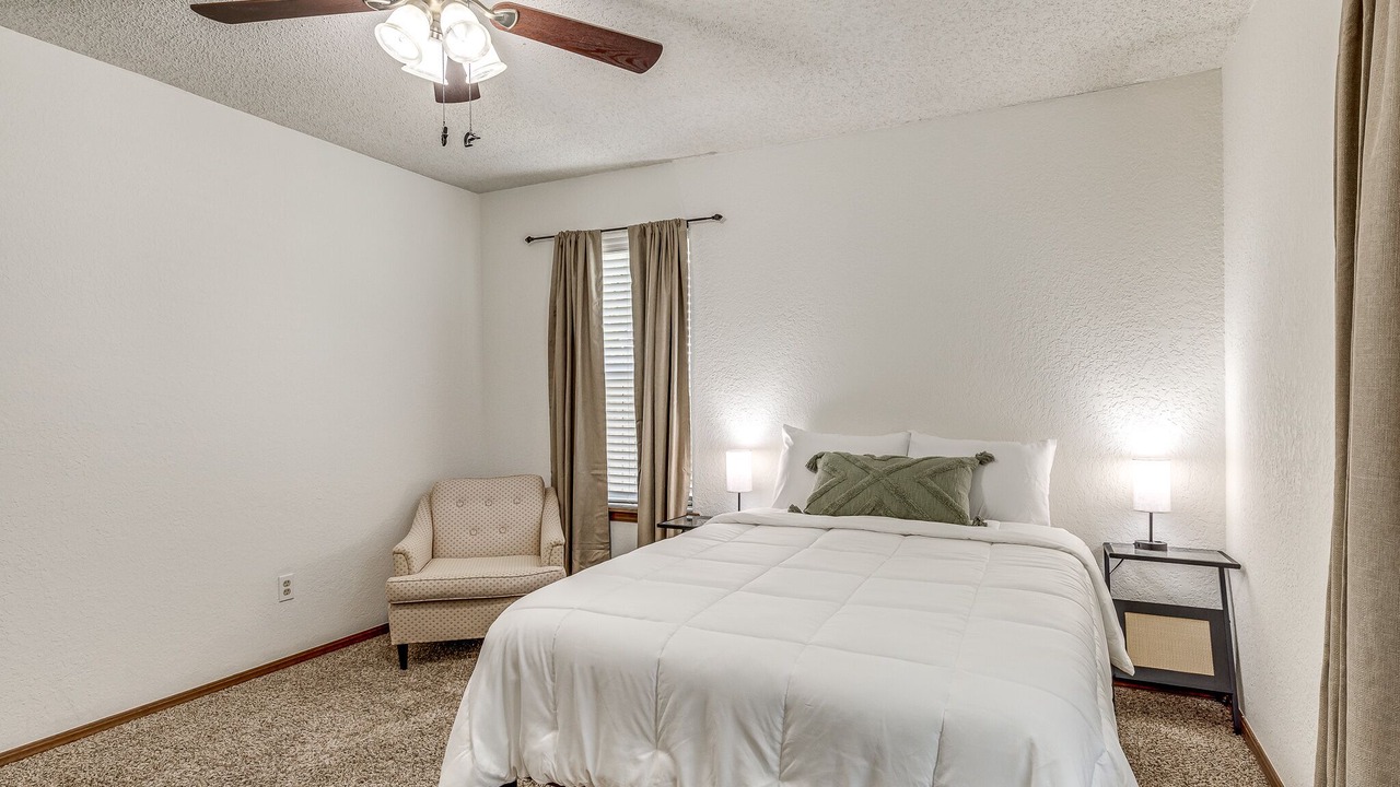 Photo of Bedroom in Norman