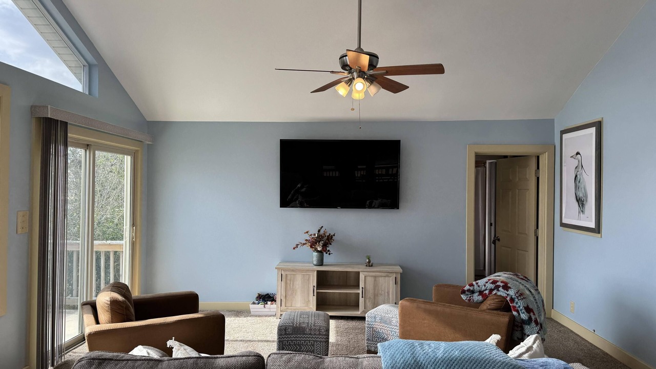 Photo of Livingroom in Snug Harbor