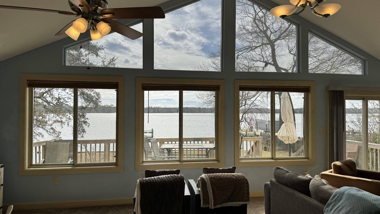 Photo of Livingroom in Snug Harbor