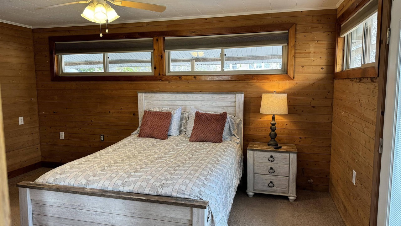 Photo of Bedroom in Snug Harbor