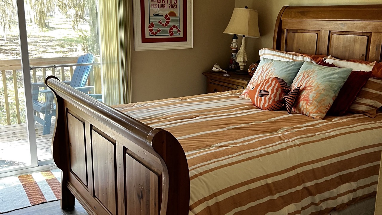 Photo of Bedroom in Shellman Bluff