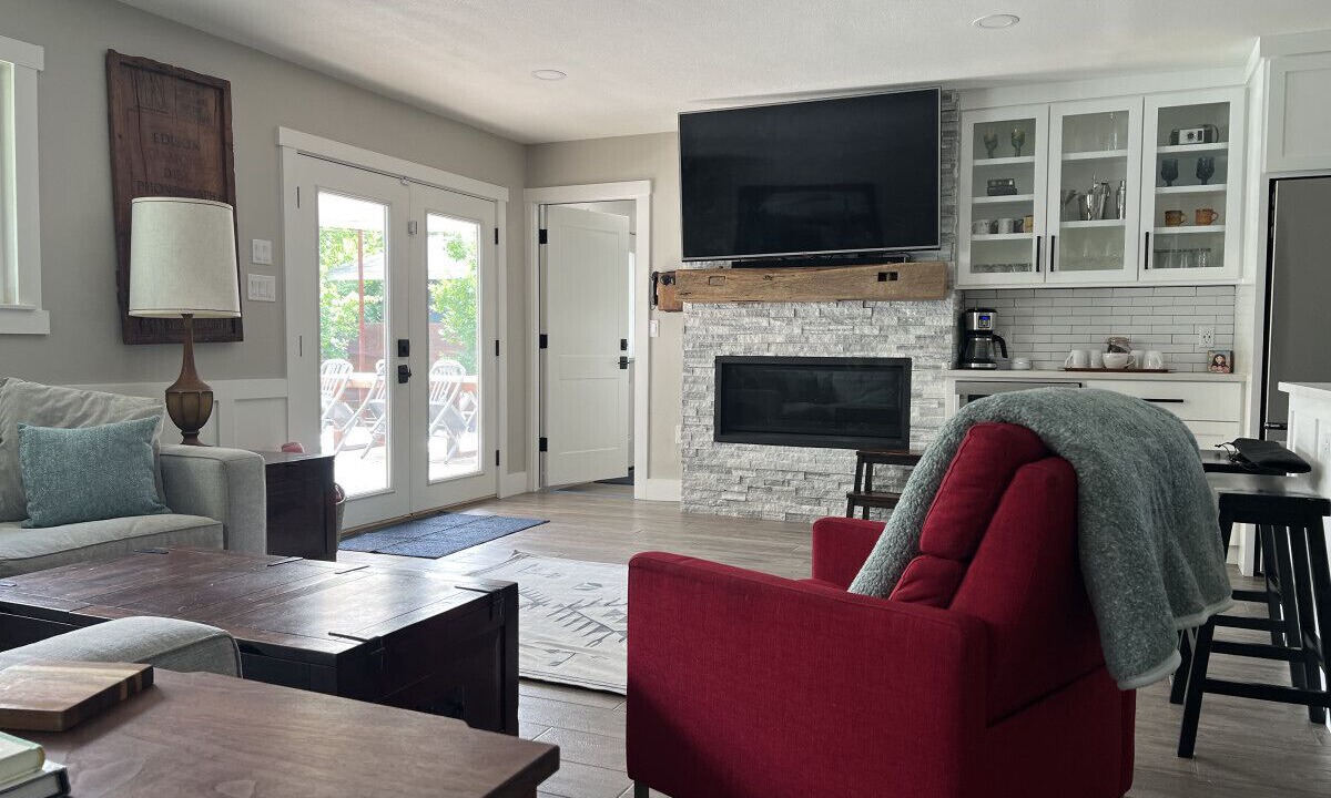 Photo of Livingroom in South Manchaca