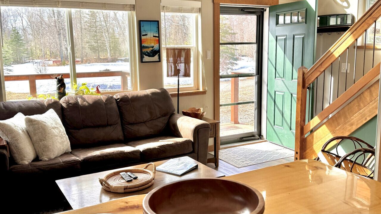 Photo of Livingroom in Fishhook