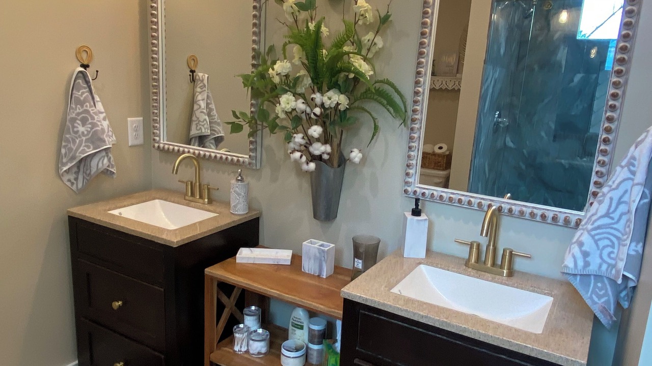 Photo of Bathroom in Cisco