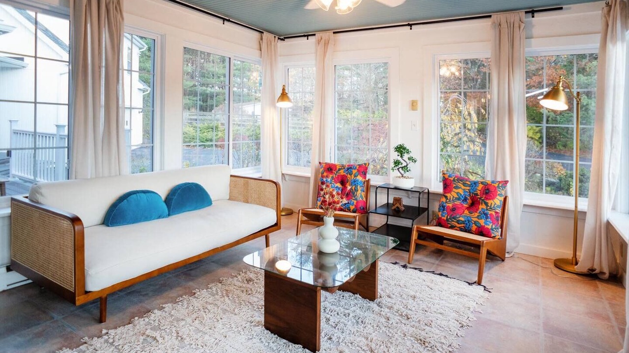 Photo of Livingroom in Freehold