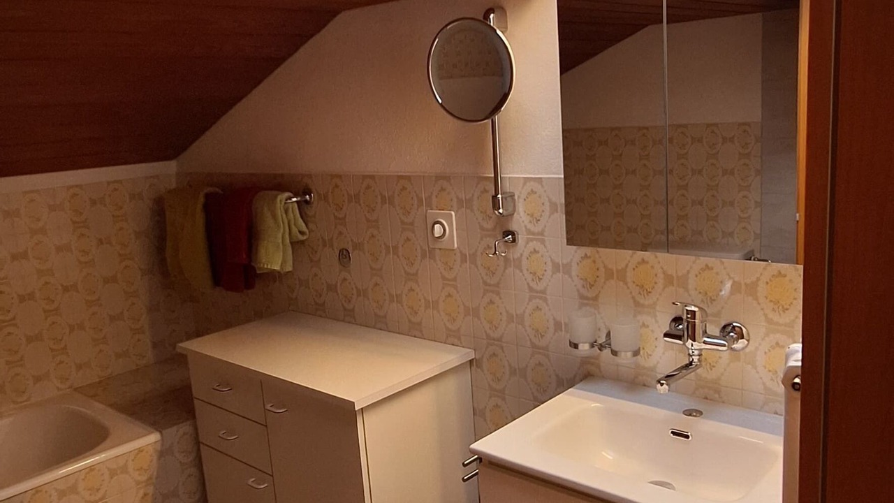 Photo of Bathroom in Li Curt