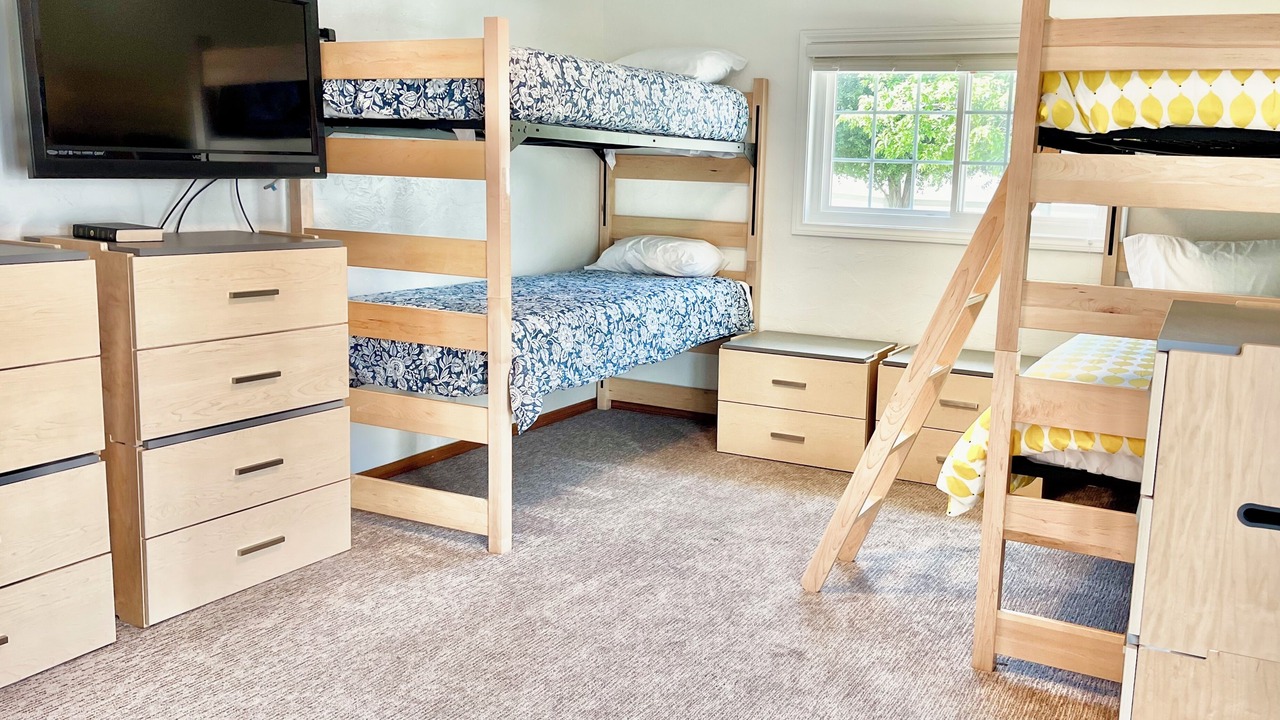Photo of Bedroom in Newhall