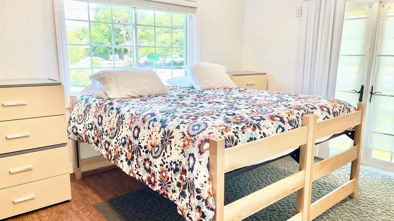 Photo of Bedroom in Newhall