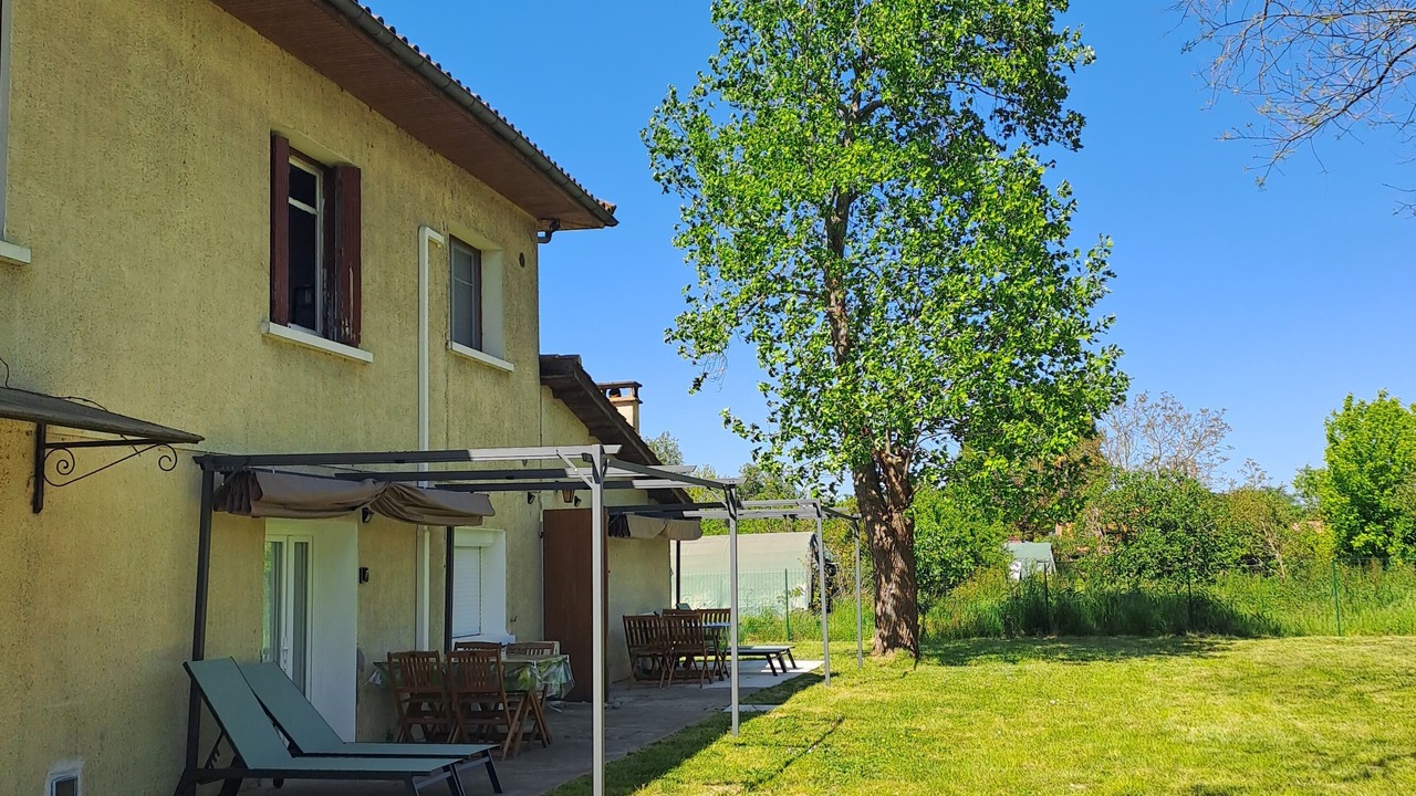 Photo of Patio Balcony in Buzet-sur-Baise