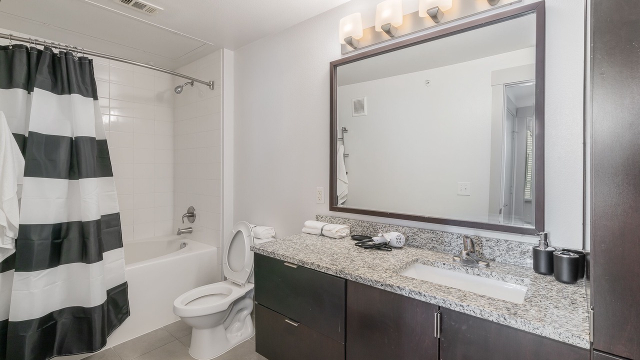 Photo of Bathroom in Oak Lawn