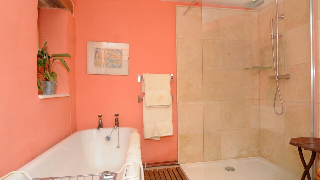 Photo of Bathroom in Glandyfi