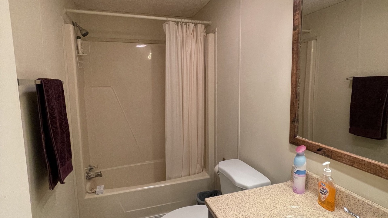Photo of Bathroom in Drasco