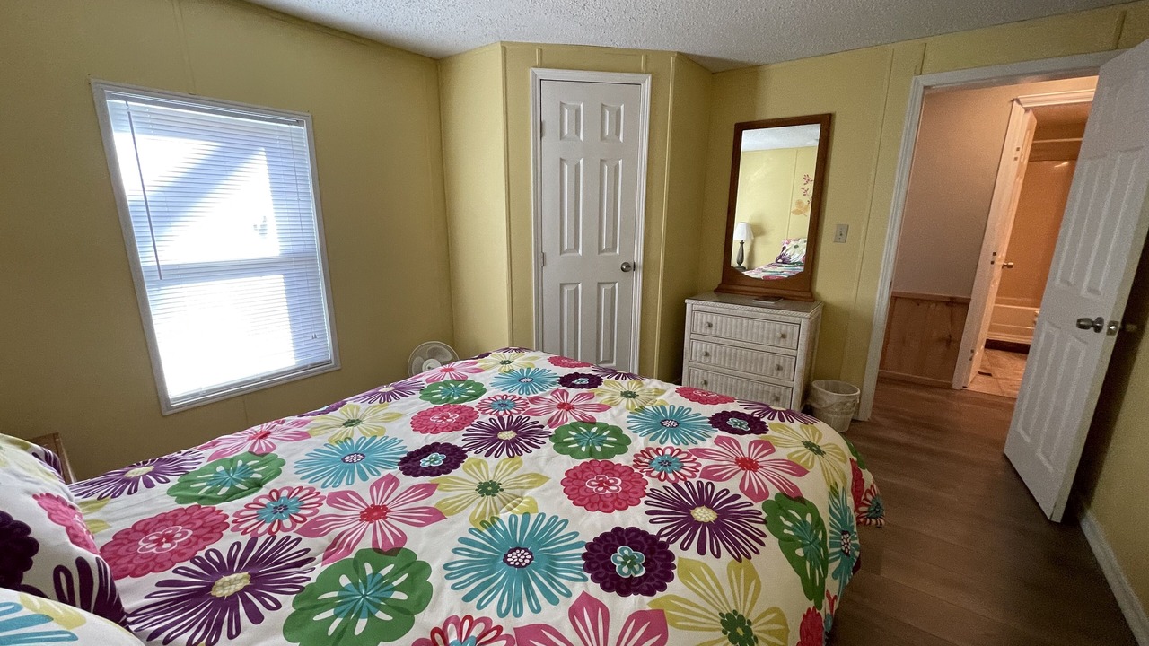 Photo of Bedroom in Drasco