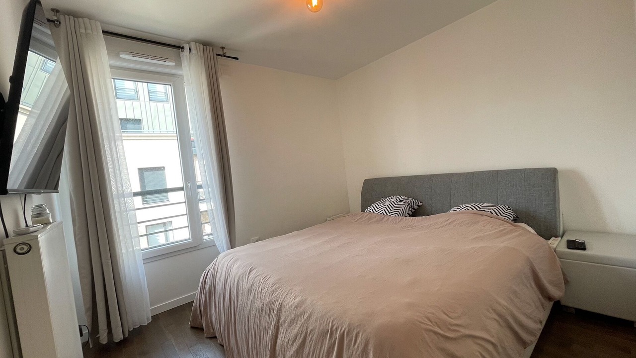 Photo of Bedroom in Joinville-le-Pont