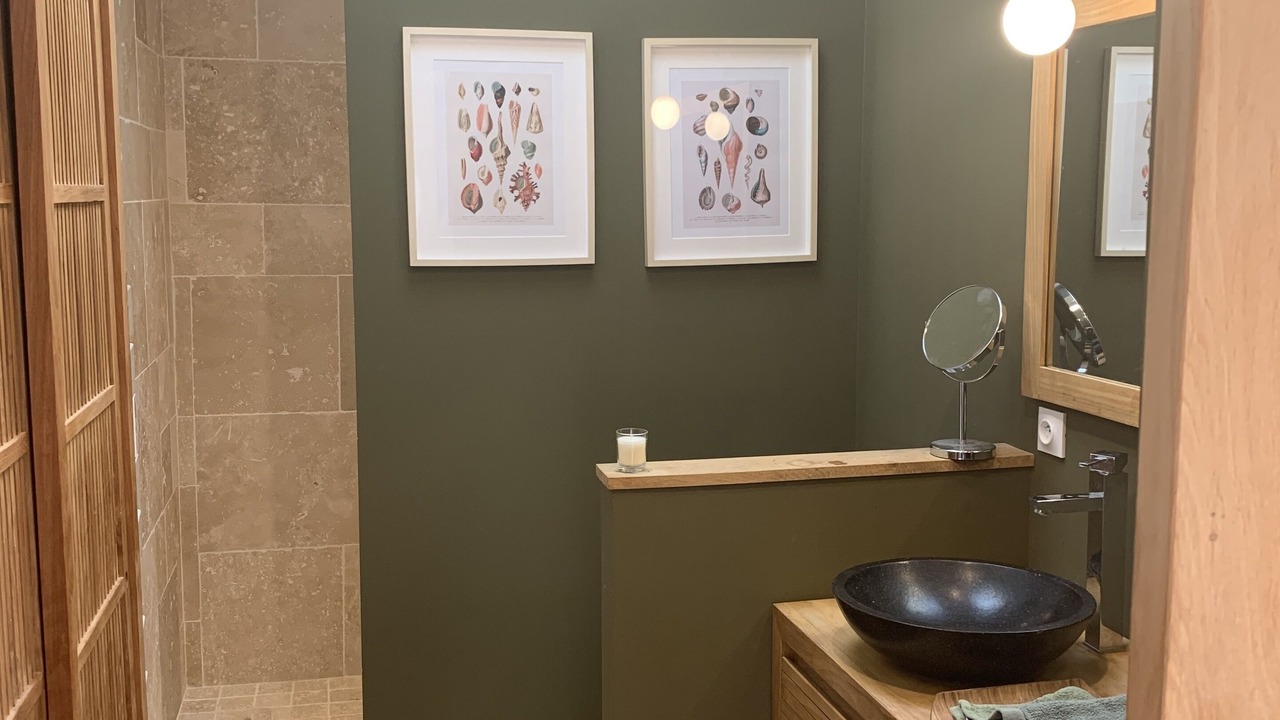Photo of Bathroom in Nieul-sur-Mer