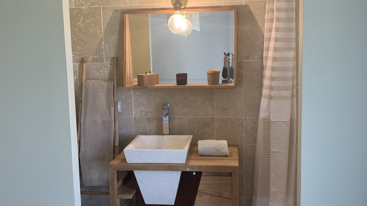 Photo of Bathroom in Nieul-sur-Mer