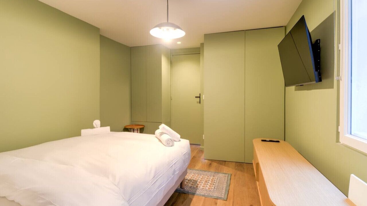 Photo of Bedroom in 11th Arrondissement