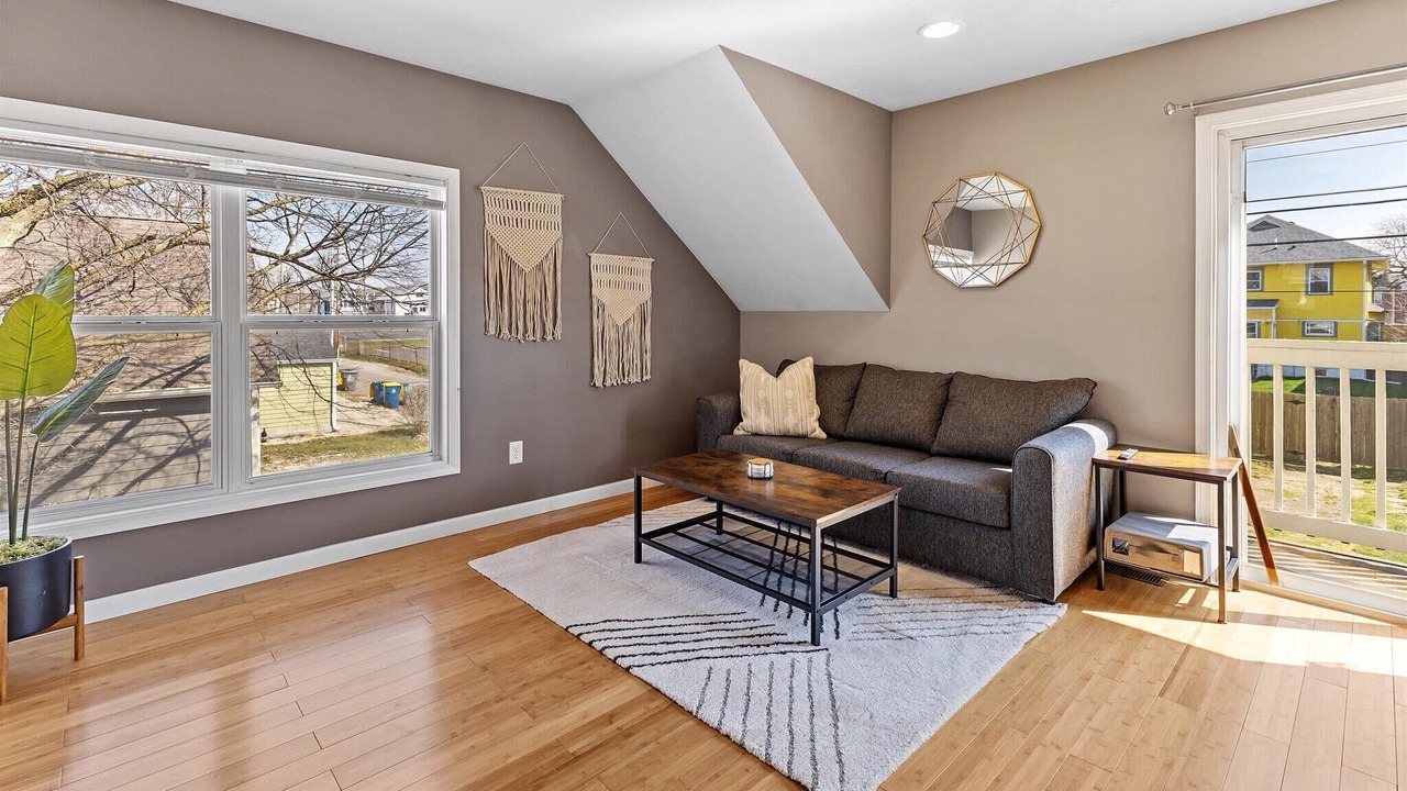 Photo of Livingroom in Kennedy King