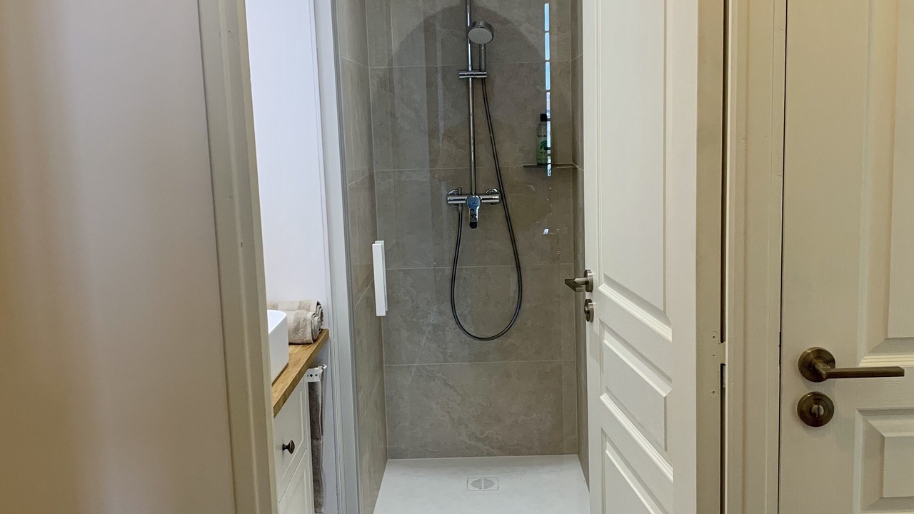 Photo of Bathroom in Amboise