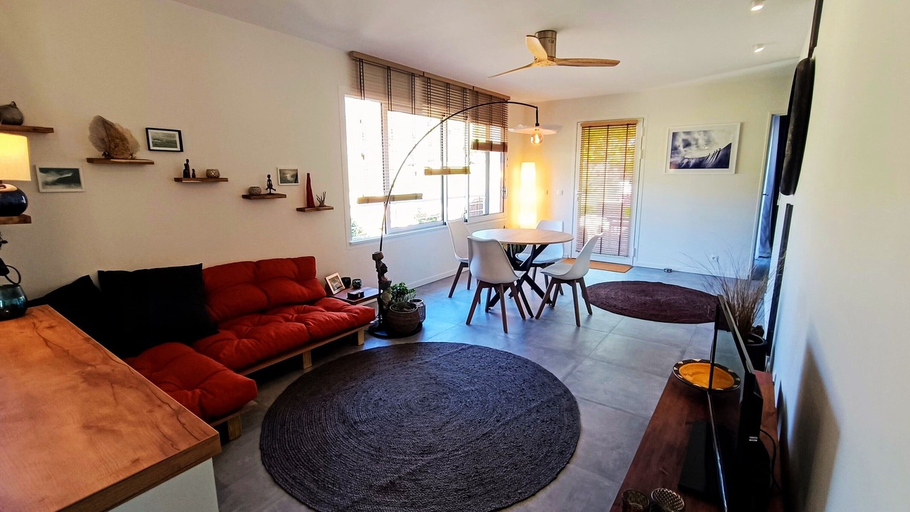 Photo of Livingroom in Saint-Pierre-des-Champs