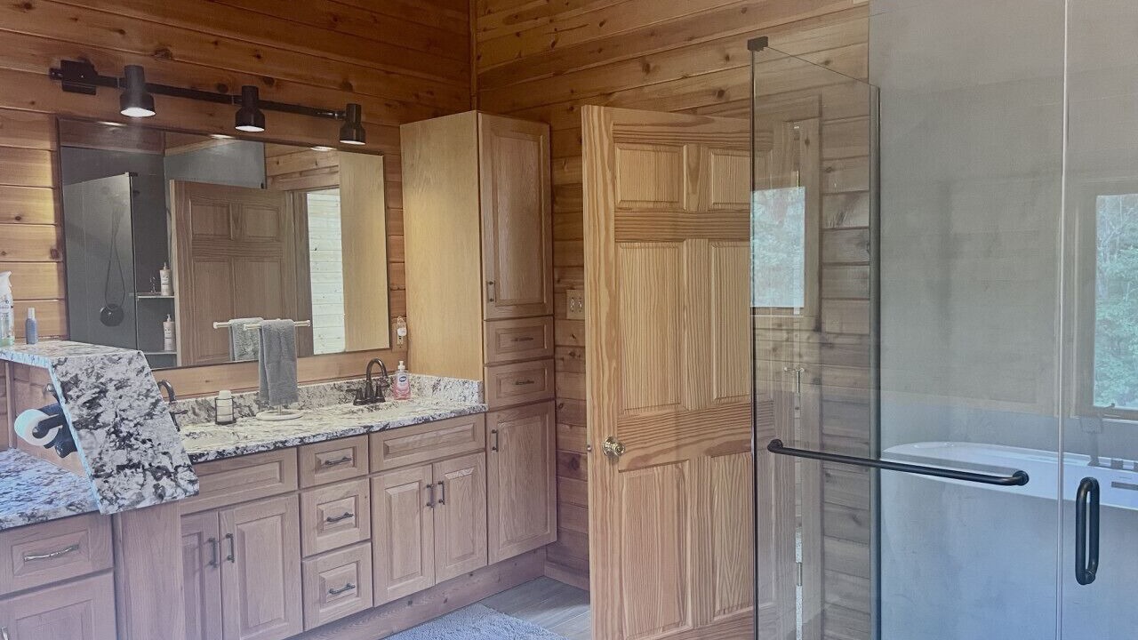 Photo of Bathroom in Minong