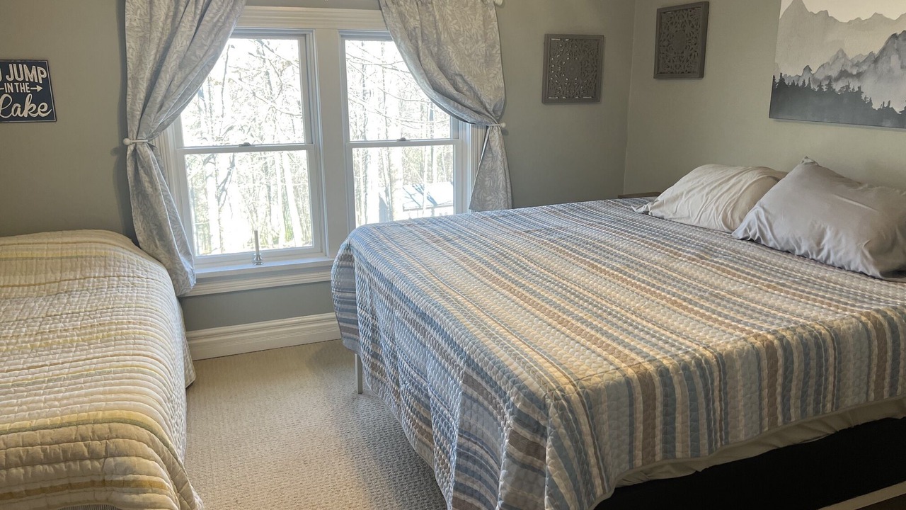 Photo of Bedroom in Oakland