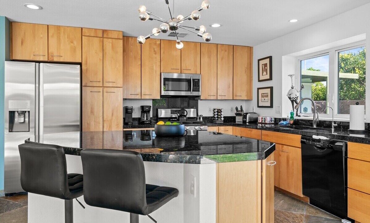 Photo of Kitchen in Tahquitz River Estates